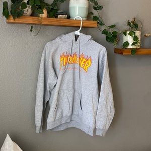 Grey and orange thrasher magazine hoodie !